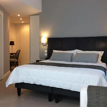 Fiorentino בית הארחה